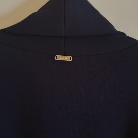 Jofit capelike fit turtleneck - Picture 3 of 5